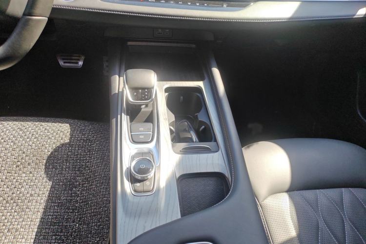 Used Chery Arrizo 8 2023 High-Performance Edition 2.0T DCT Powerfully Equipped