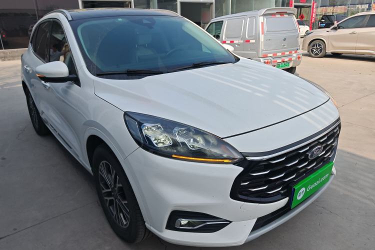 Used Ford Escape 2020 EcoBoost 245 Four-Wheel Drive Luxury Edition