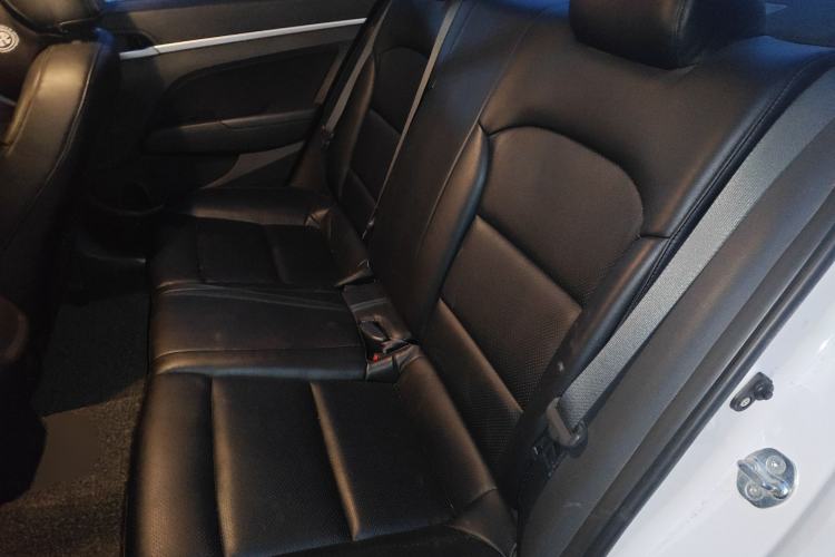 Used Hyundai Elantra (6th Generation / Lingdong) 2016 1.6L Automatic ZhiXuan – Elite Version
