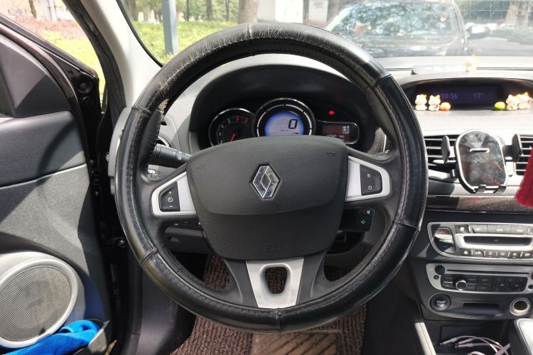 Used Renault Fluence 2013 2.0L Fashion Edition