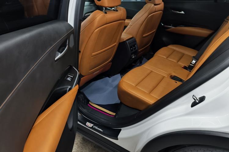 Used Cadillac XT4 2021 28T Four-Wheel Drive Platinum Edition