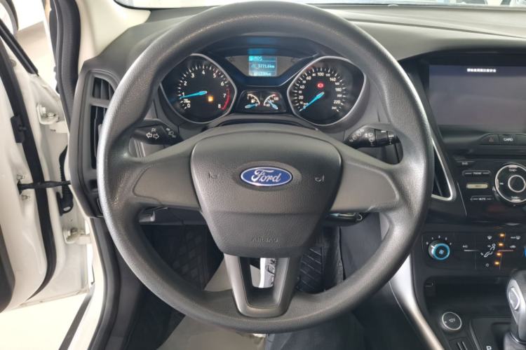 Used Ford Focus 2018 Hatchback Classic 1.6L Automatic Comfort Plus SmartDrive Edition