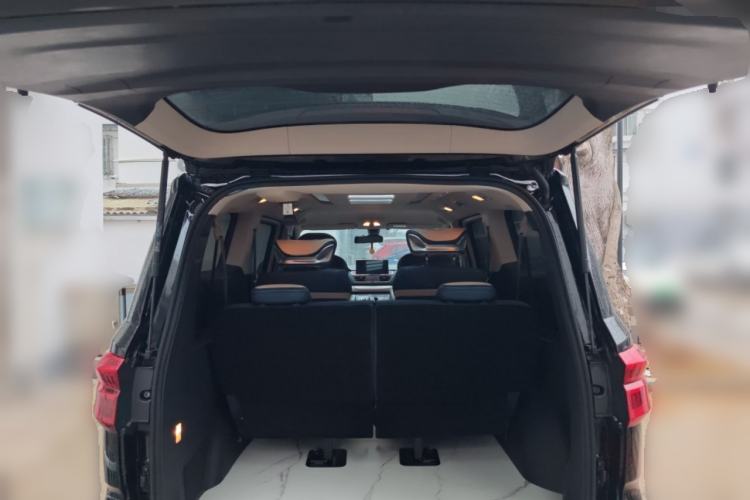 Used SAIC MAXUS G20 2023 Facelifted ES 2.0T Gasoline Automatic Value Edition