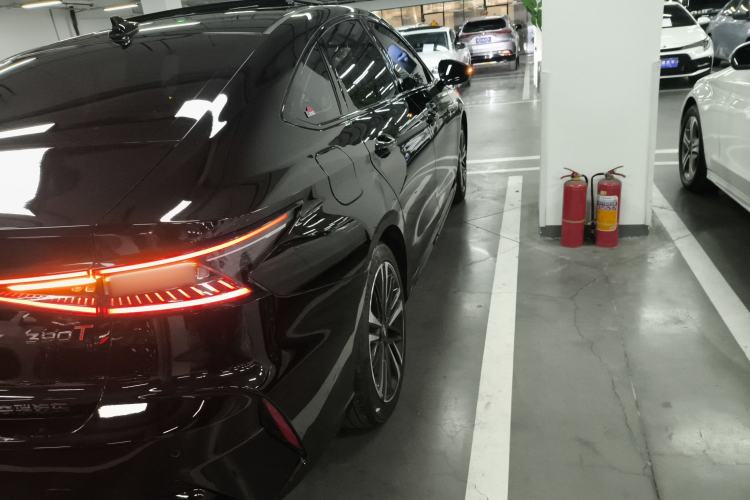 Used Chery Arrizo 8 2023 High-Performance Edition 2.0T DCT Powerfully Equipped
