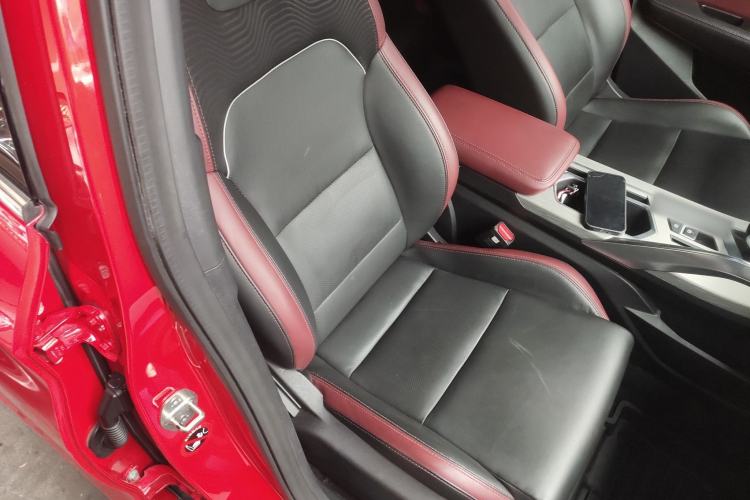 Used Geely Auto Coolray 2019 Sport Model 260T DCT Battle China V Standard Right Front Seat