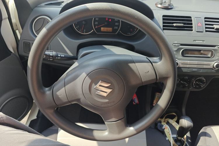 Used Suzuki Swift 2013 1.5L Automatic Standard Edition
