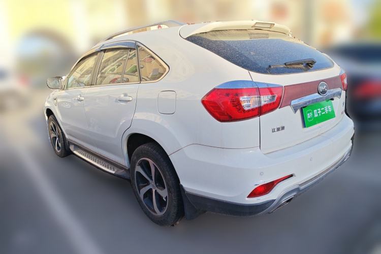 Used BYD S7 2015 2.0T Automatic Prestige Model