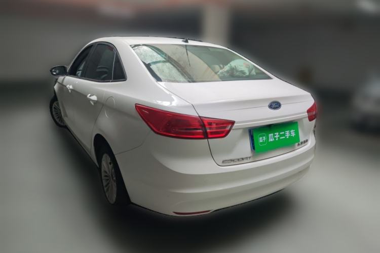 Used Ford Escort 2015 1.5L Automatic Comfort Edition
