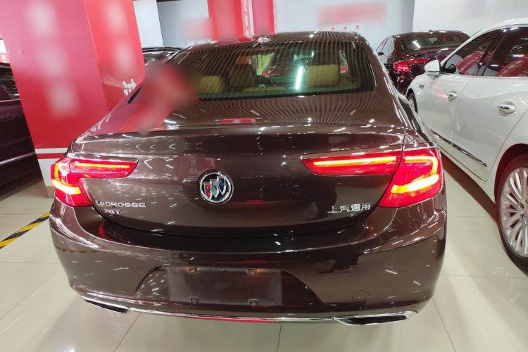 Used Buick LaCrosse 2018 28T Luxury Model