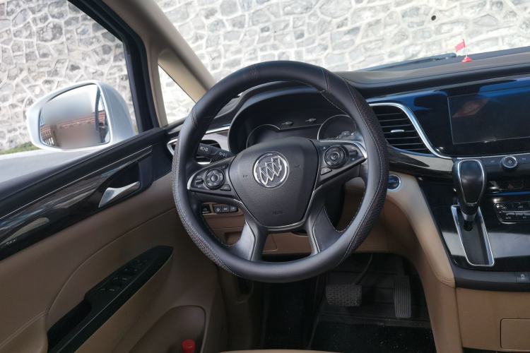 Used Buick GL8 2017 ES 28T Flagship Model China V Standard