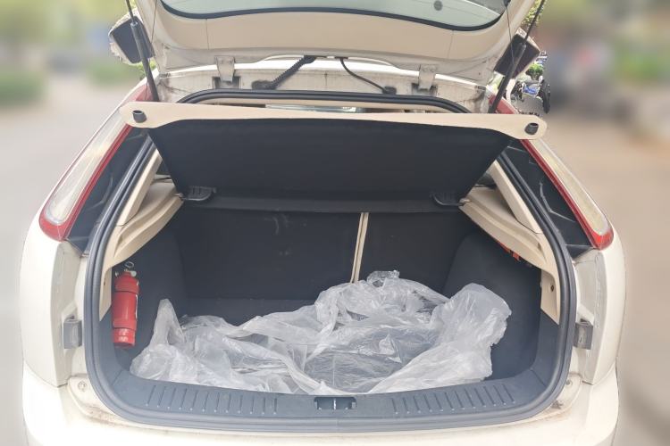 Used Ford Focus 2013 Hatchback Classic 1.8L Automatic Fashion Edition
