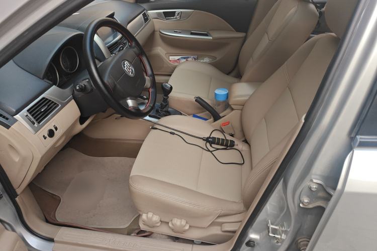 Used Buick Excelle 2013 1.5L Manual Classic Model