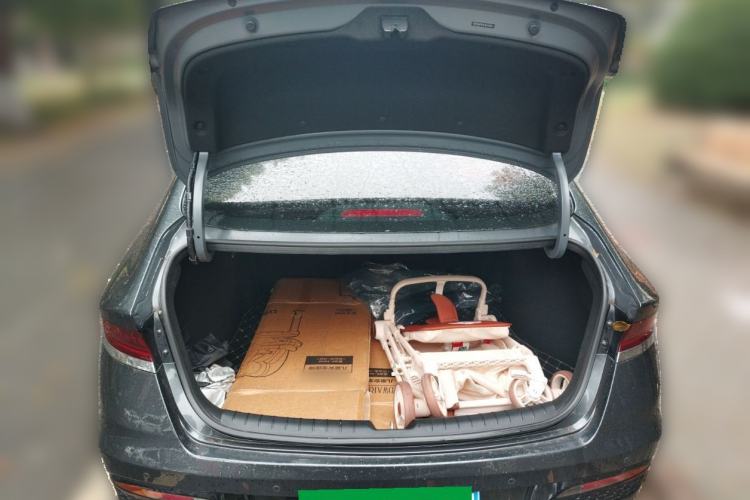 Used Hyundai Lafesta 2019 280TGDi Smart Speed Version China VI Standard Trunk