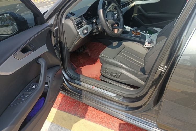 Used Audi A4L 2022 40 TFSI Fashion Dynamic Model Driver Seat