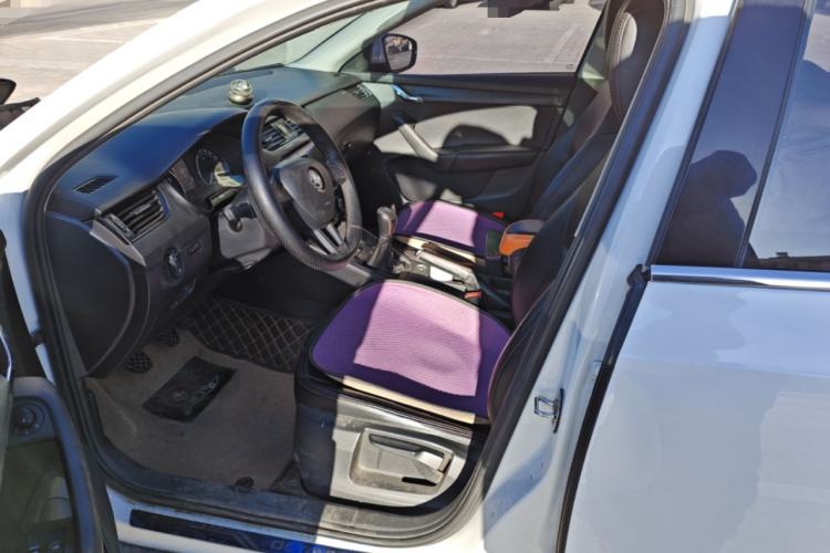 Used Skoda Octavia 2017 Classic Model 1.6L Manual Standard Edition