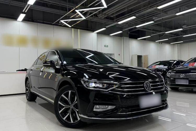 Used Volkswagen Magotan 2020 330TSI DSG Leading Model
