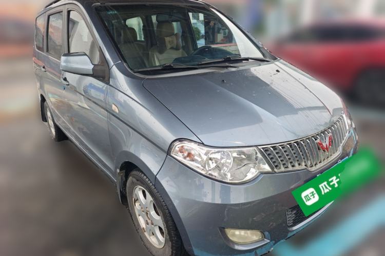 Used Wuling Hongguang 2010 1.4L Luxury Model Front Right 45 Deg