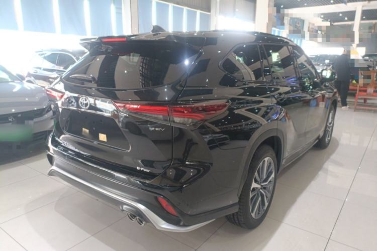 Used Toyota Crown Kluger 2026 Model 2.5L HEV All-Wheel-Drive Prestige Edition Rear Right 45 Deg