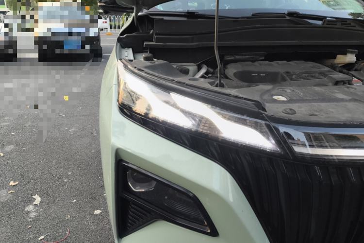 Used Dongfeng Aeolus Huge 2022 Mach Dual-Motor 1.5T MHD Dare-to-Dream Edition
