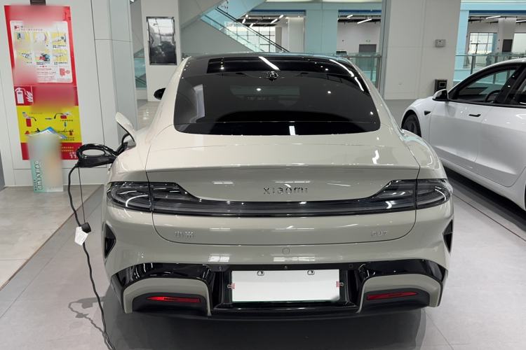 Used Xiaomi Auto SU7 2024 Rear-Drive Standard Founder Edition Rear