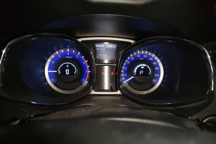 Used JAC Refine S5 2015 1.5T Automatic Elite Model
