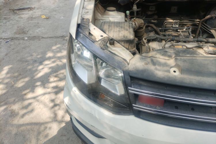 Used Dongfeng Fengon 370 2016 1.5L Manual Standard Edition SFG15-05 7 Seats