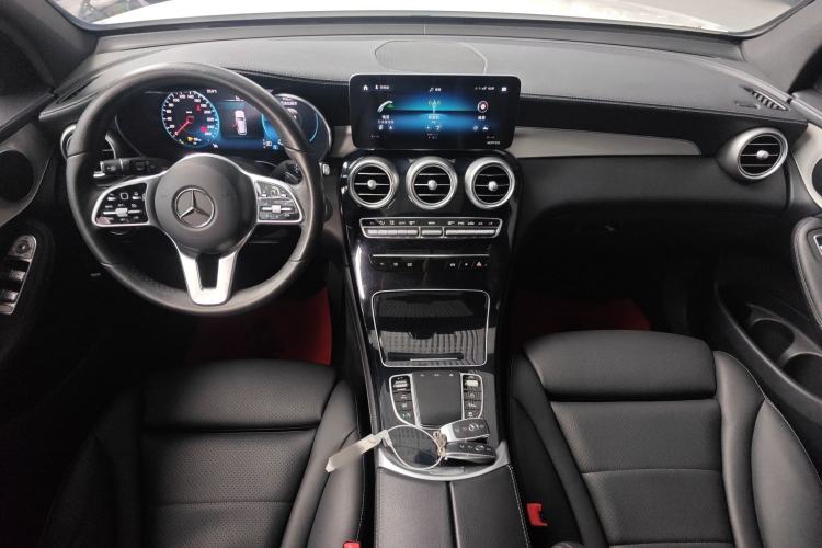 Used Mercedes-Benz GLC 2021 GLC 260 L 4MATIC Dynamic Edition
