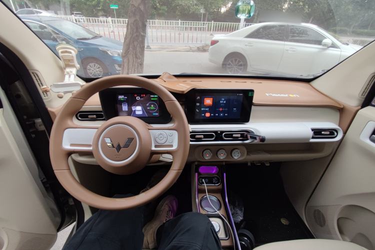 Used Wuling Hongguang MINIEV 2024 3rd Generation 215km Advanced Version Center Console