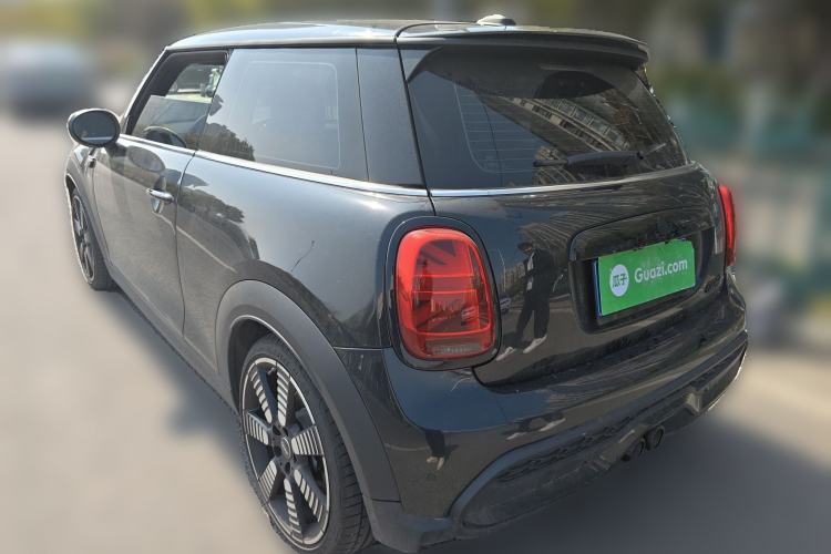 Used MINI MINI 2023 Updated 2.0T COOPER S Artist
