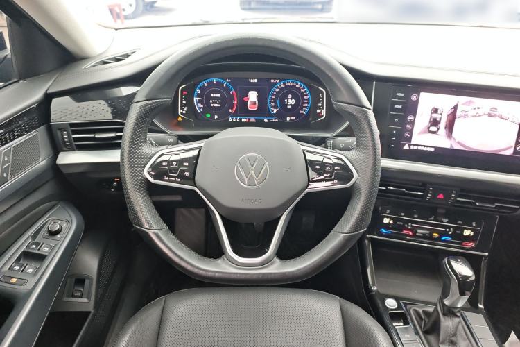 Used Volkswagen Passat 2022 380TSI Luxury Edition Steering Wheel