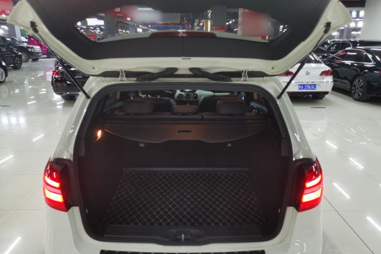 Used Mercedes-Benz B-Class 2019 B 200 Fashion Model