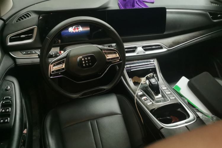 Used Landian E5 2024 Honor Edition 100KM Deluxe 7-Seater Center Console