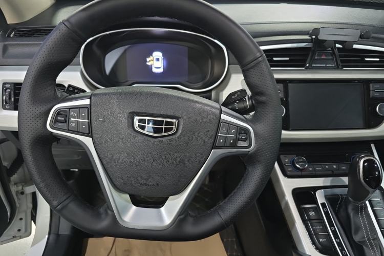 Used Geely Auto Emgrand X7 Sport 2018 1.8TD Automatic Two-Wheel Drive Smart Connect 4G Internet Edition Steering Wheel