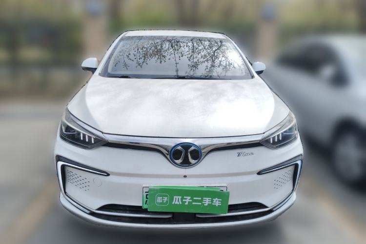 Used BAIC Beijing EU5 2018 R500 Smart Wind Edition Front