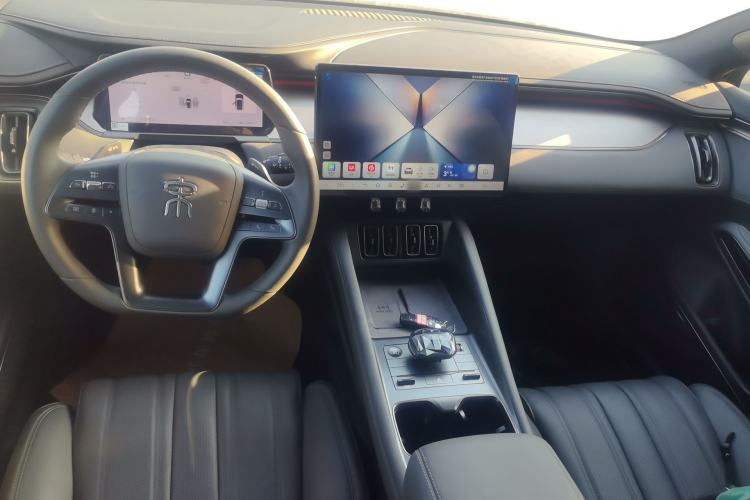 Used BYD Song L EV 2025 Intelligent Driving Version 662 km LiDAR Excellence Edition Center Console