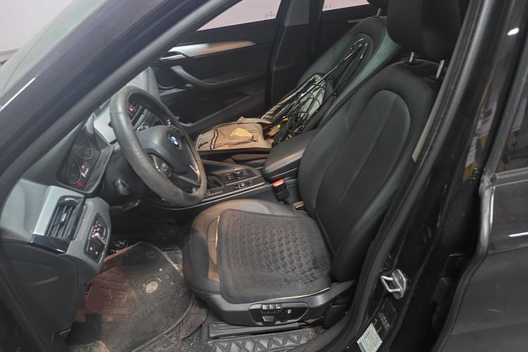 Used BMW X1 2016 sDrive18Li Fashion Model Left Front Seat