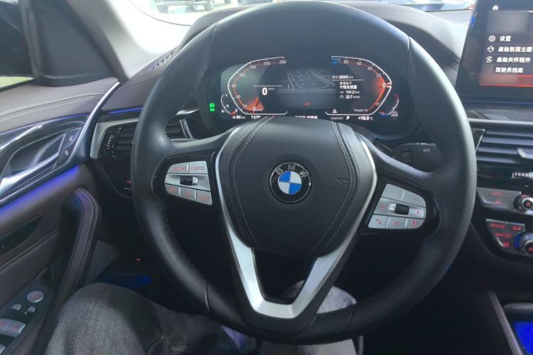 Used BMW 5 Series 2022 Second Facelift 525Li Luxury Package
