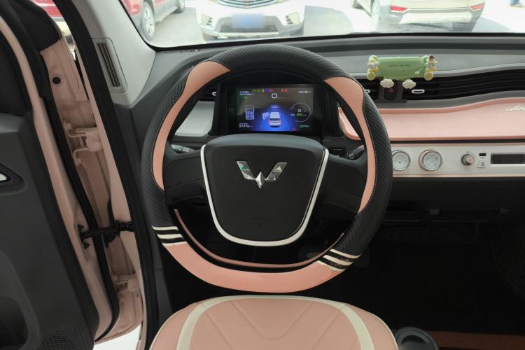 Used Wuling Hongguang MINIEV 2021 Macaron Fashion Model Lithium Iron Phosphate