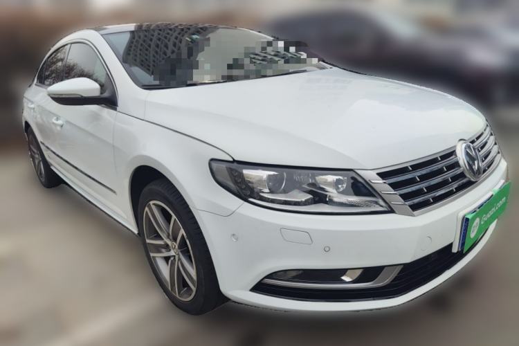 Used Volkswagen FAW-Volkswagen CC 2013 2.0 TSI Luxury Model Front Right 45 Deg