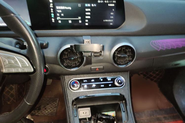 Used FORTHING T5 EVO 2021 1.5TD DCT Glory Edition Audio And AC Panel