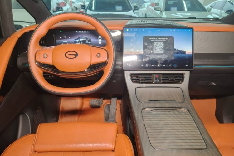 Used GAC Trumpchi Xiangwang M8 2025 Kunkun Series Ultra First-Class Cabin Interior 14