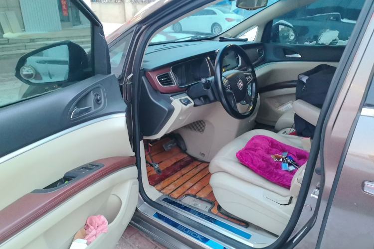 Used Buick GL8 2014 2.4L LT Luxury Business Executive Edition Driver Seat