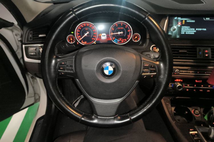 Used BMW 5 Series 2014 525Li Luxury Design Package