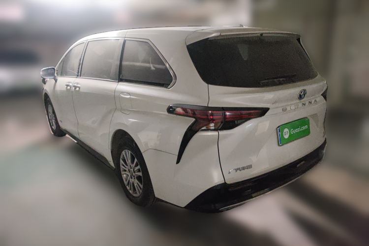 Used Toyota SIENNA 2021 2.5L Hybrid Luxury Edition
