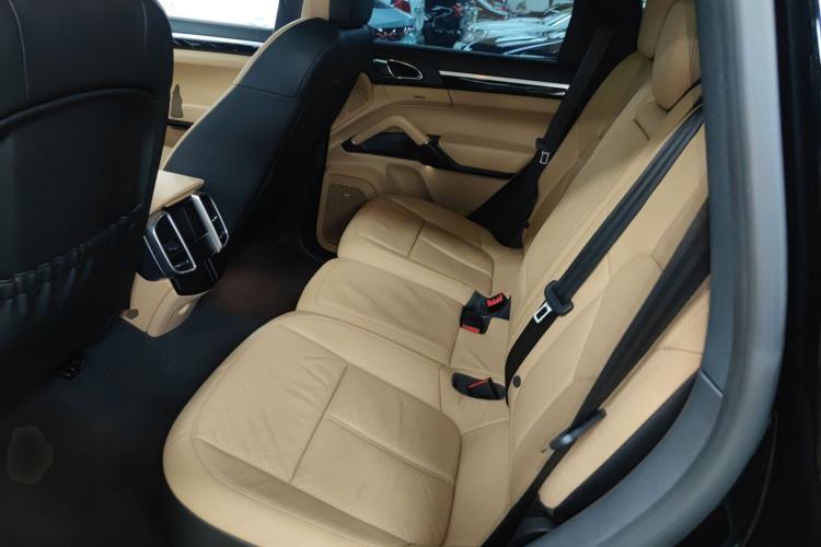 Used Porsche Cayenne 2014 3.6T Automatic Transmission U.S. Specification Left Rear Seat