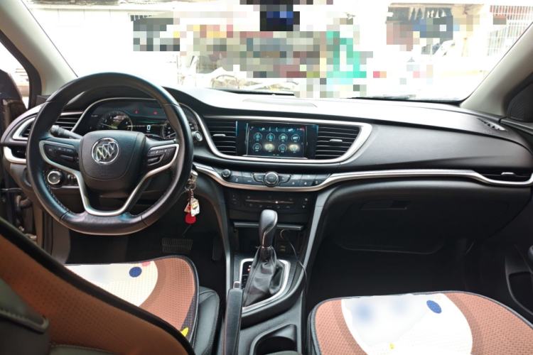 Used Buick GT 2019 18T Automatic Connected Elite Model China VI Standard Center Console