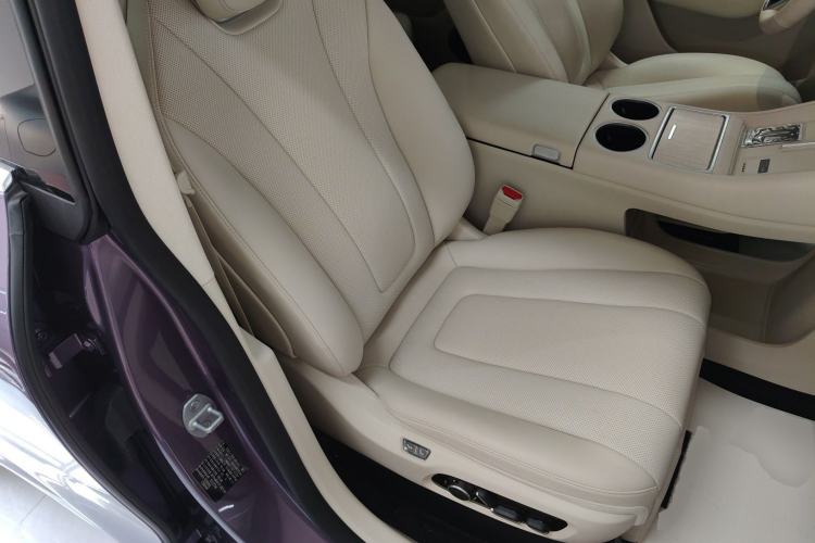 Used Hima Luxeed R7 2025 Extended-Range 331km Ultra Right Front Seat