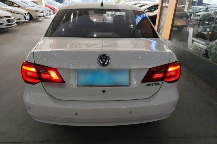 Used Volkswagen Jetta 2015 1.4L Manual Fashion Model