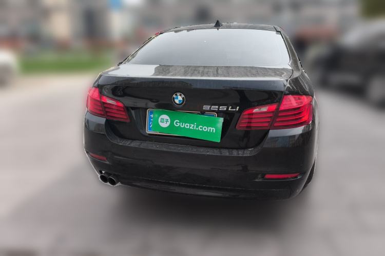 Used BMW 5 Series 2014 520Li Elegant Model
