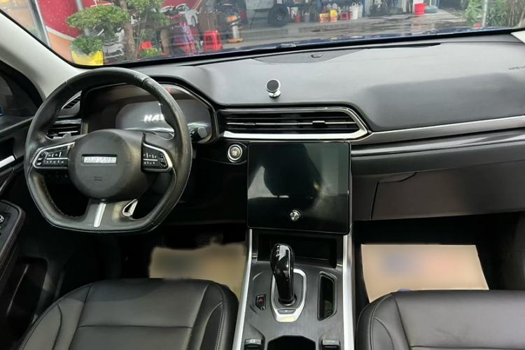 Used Haval F5 2020 1.5T DCT iXuan Interior 3